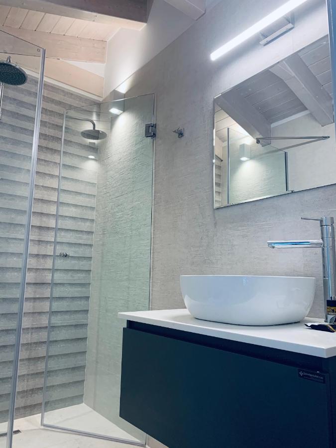 Terpsichore Boutique Bright New Sofita Studios And Appartment Dassia  Bagian luar foto