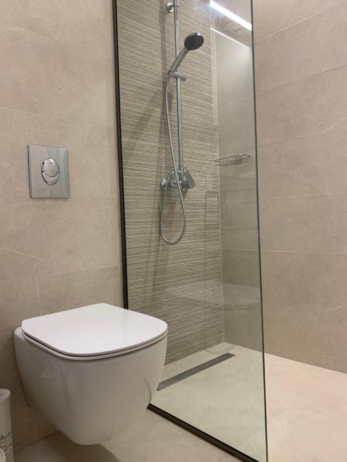 Terpsichore Boutique Bright New Sofita Studios And Appartment Dassia  Bagian luar foto