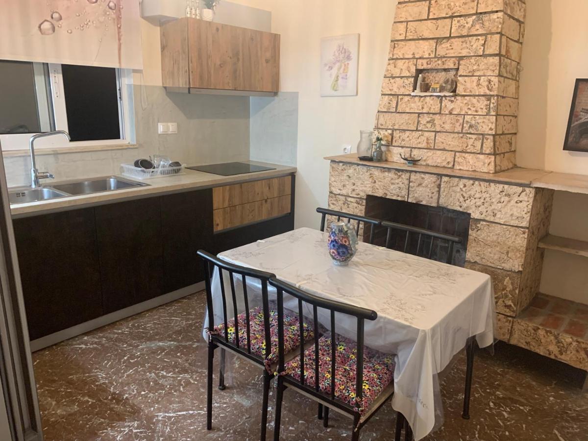 Terpsichore Boutique Bright New Sofita Studios And Appartment Dassia  Bagian luar foto
