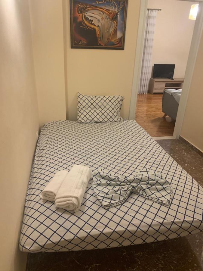 Terpsichore Boutique Bright New Sofita Studios And Appartment Dassia  Bagian luar foto